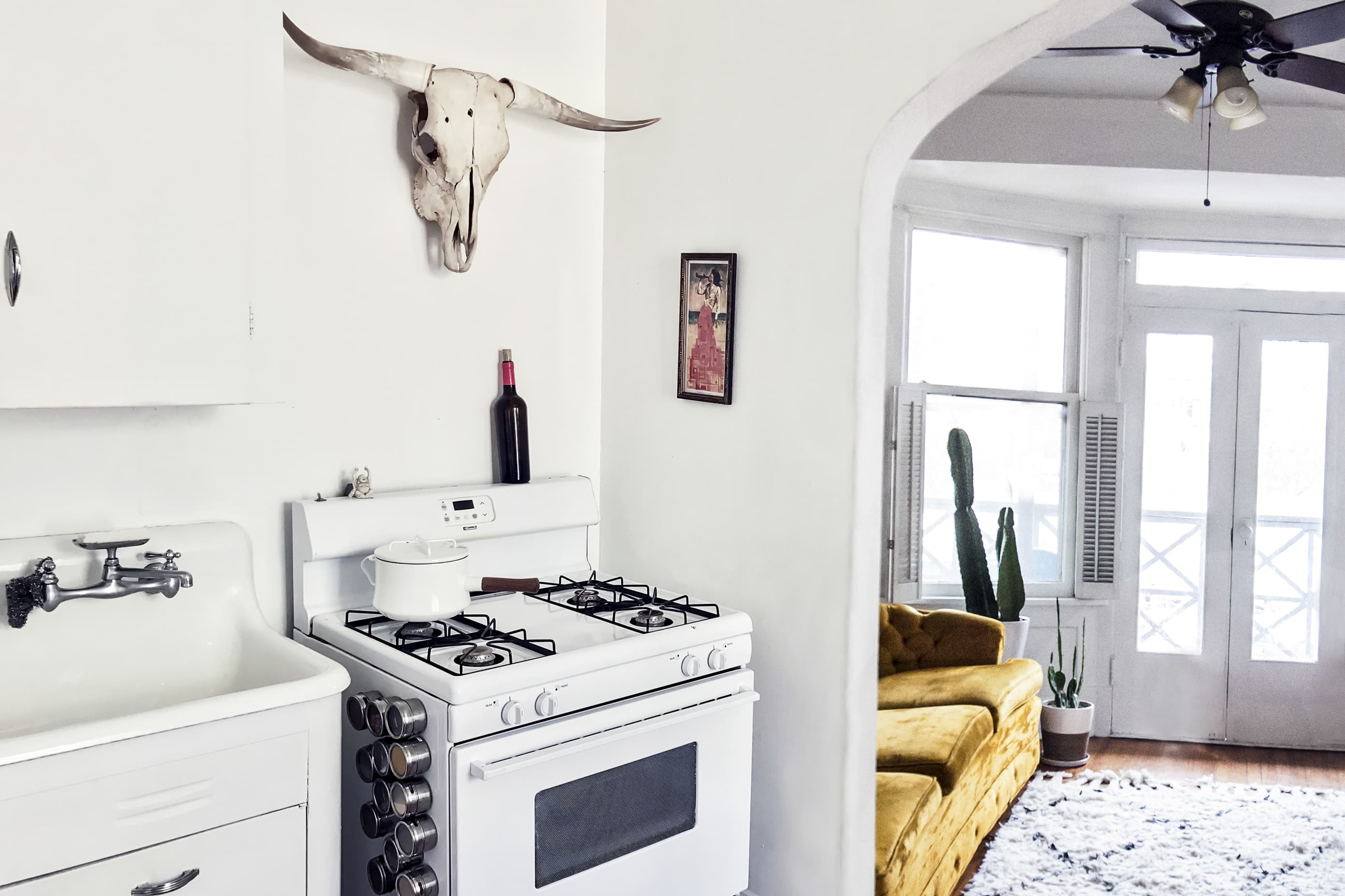 House Tour A Photographer's Vintage Apartment in Denver Apartment